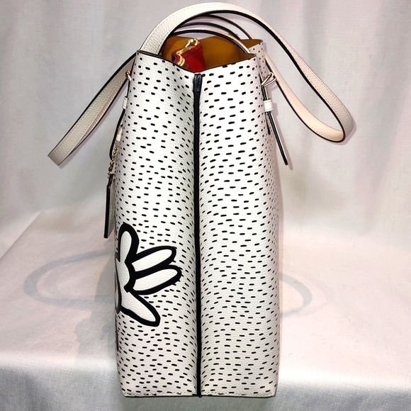 COACH Disney Mickey Mouse X Keith Harington  Mollie Tote - Picture 7 of 9